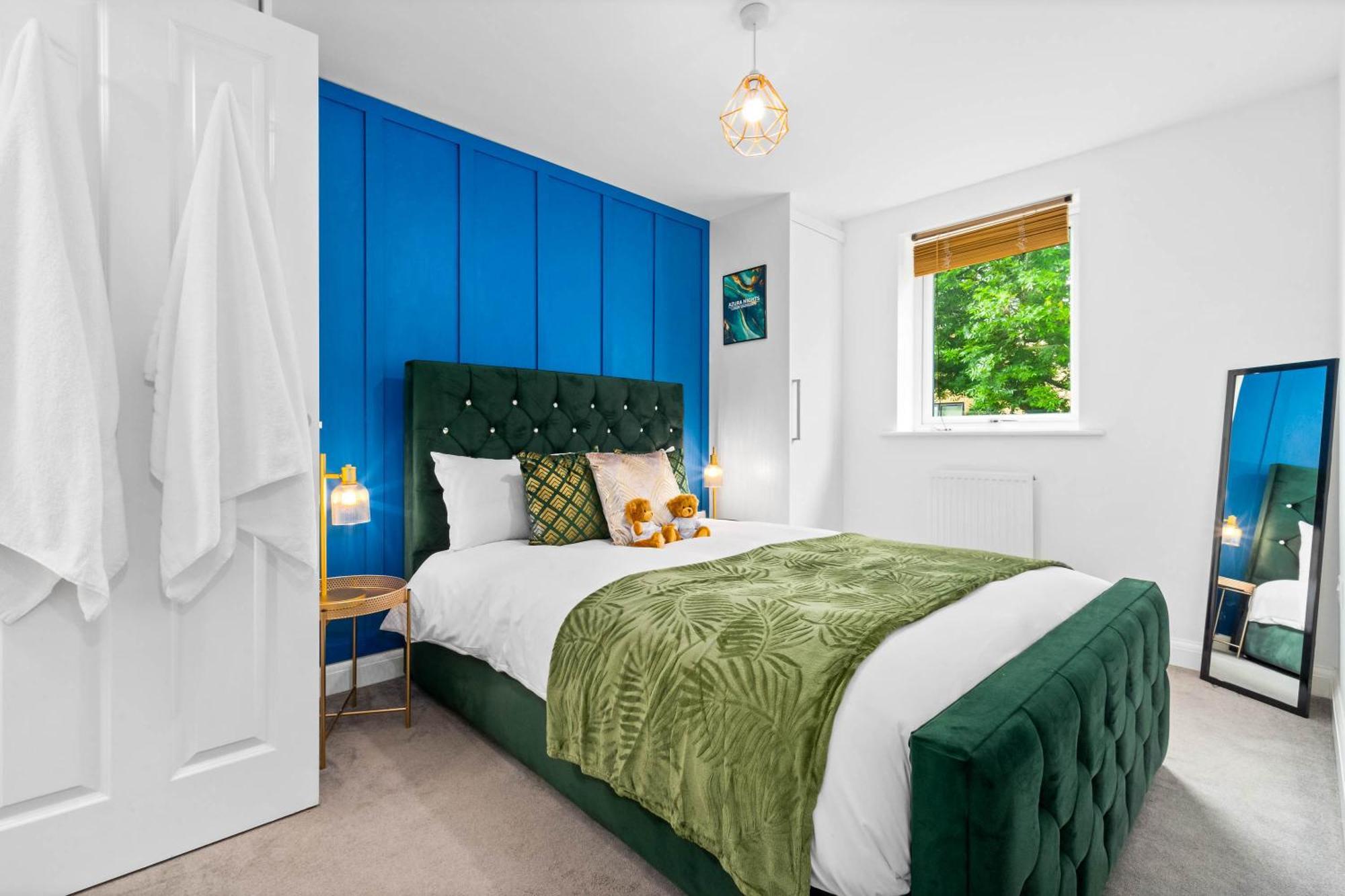 Lavish 3 Bedroom House With Ensuite And Parking By Azura Nights Birmingham Ngoại thất bức ảnh