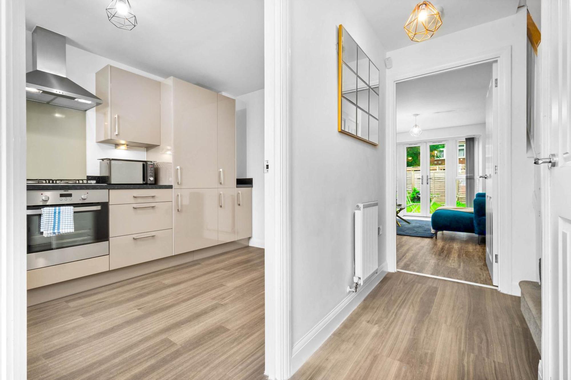 Lavish 3 Bedroom House With Ensuite And Parking By Azura Nights Birmingham Ngoại thất bức ảnh